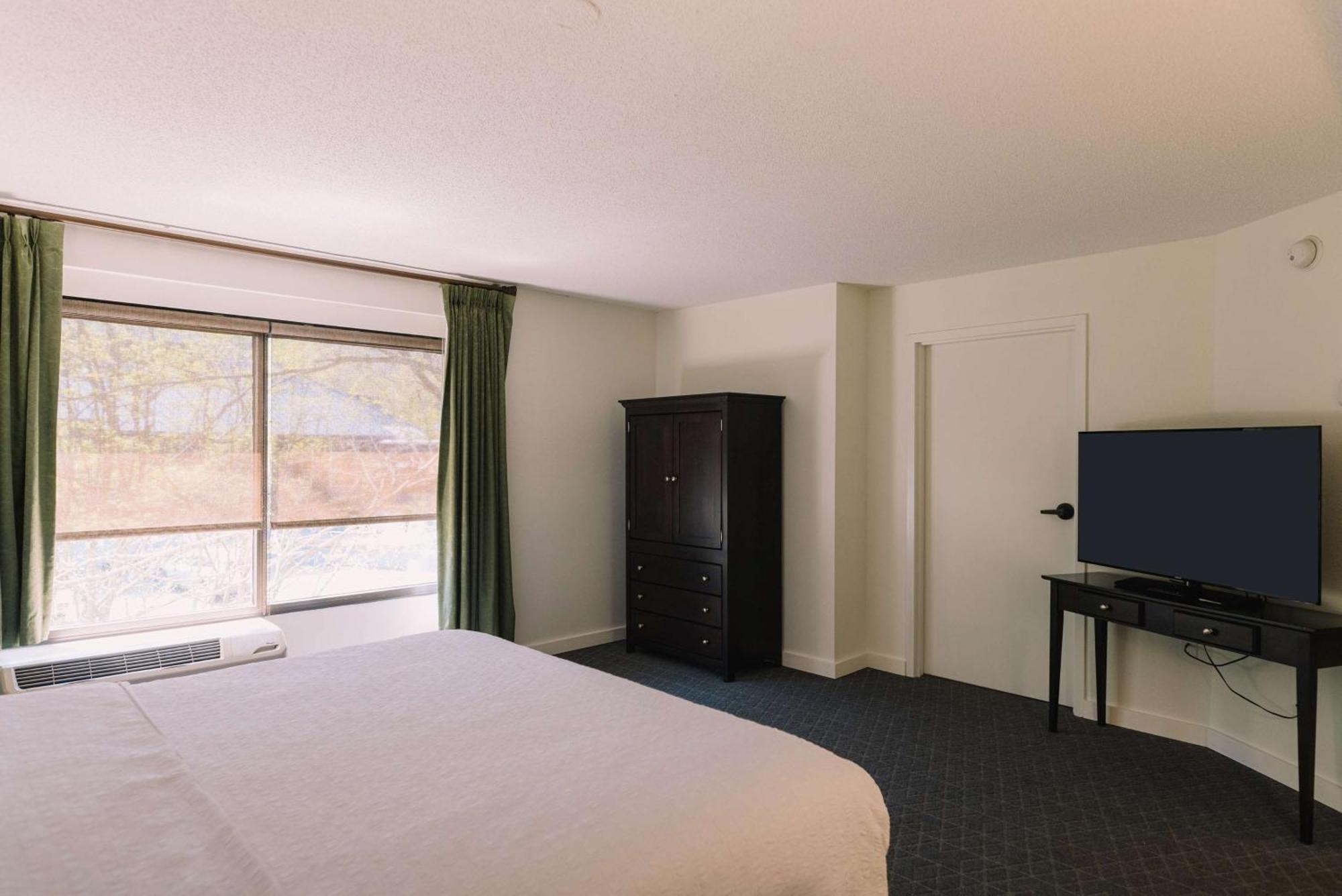 Hampton Inn Гатлинбург Экстерьер фото