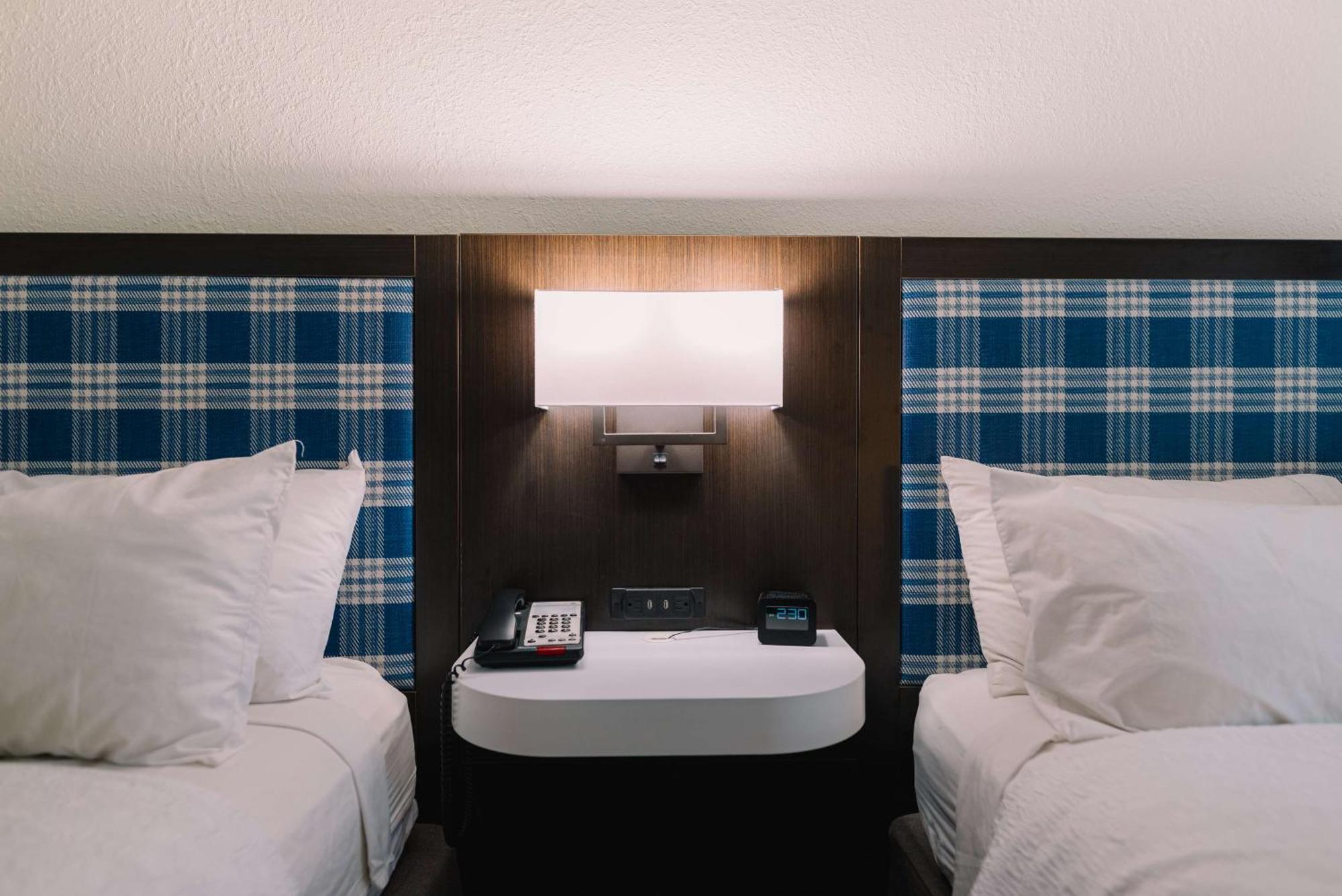 Hampton Inn Гатлинбург Экстерьер фото