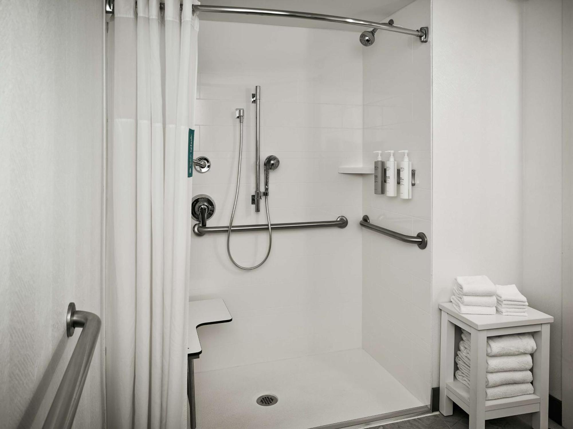 Hampton Inn Гатлинбург Экстерьер фото