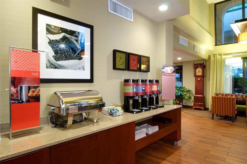 Hampton Inn Гатлинбург Интерьер фото